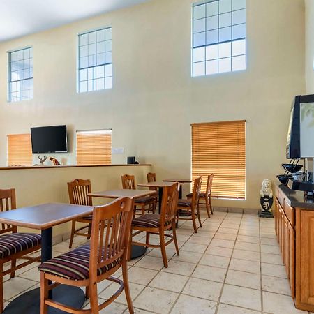 Best Western Executive Inn Hallettsville Eksteriør billede