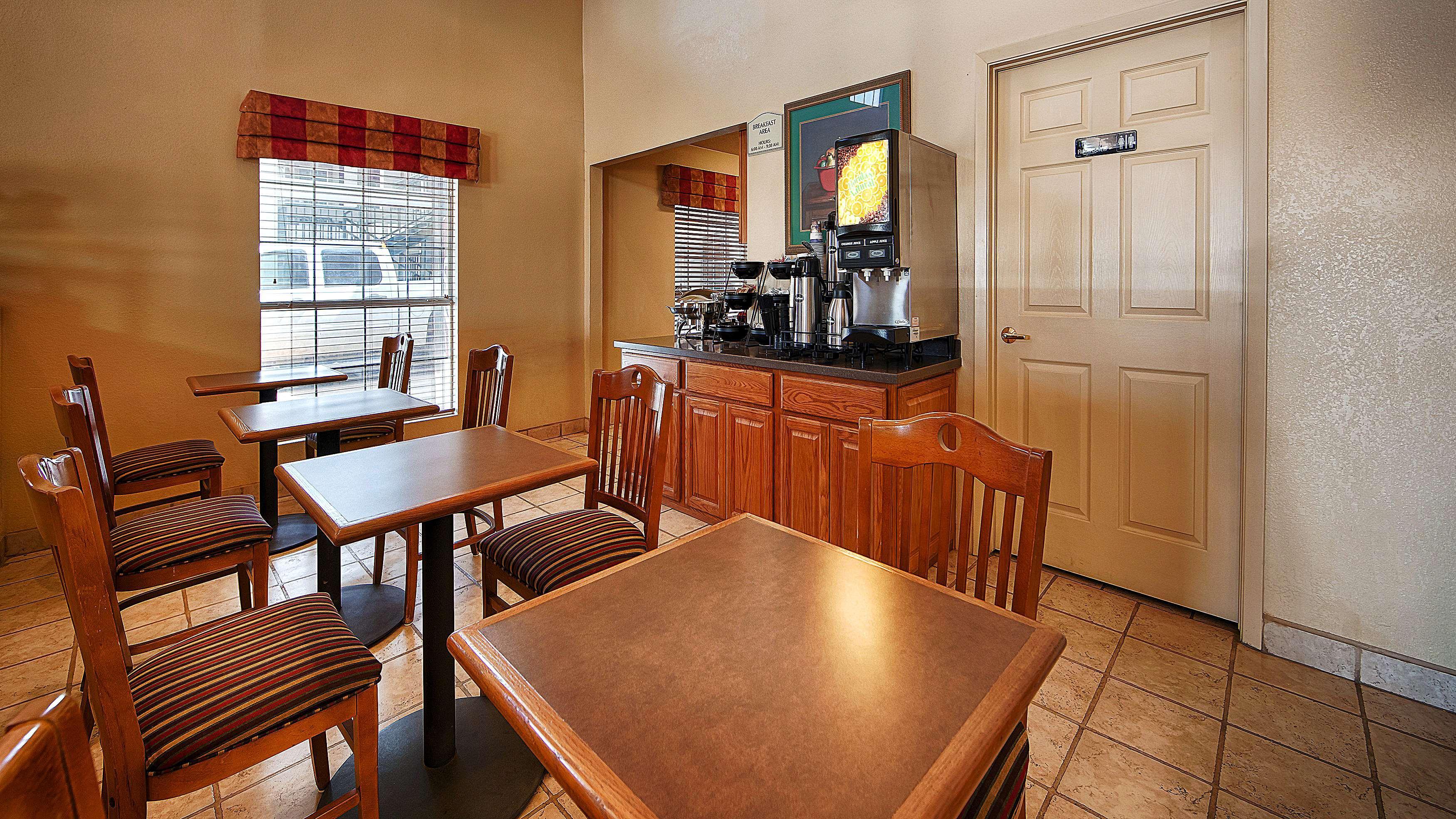Best Western Executive Inn Hallettsville Eksteriør billede
